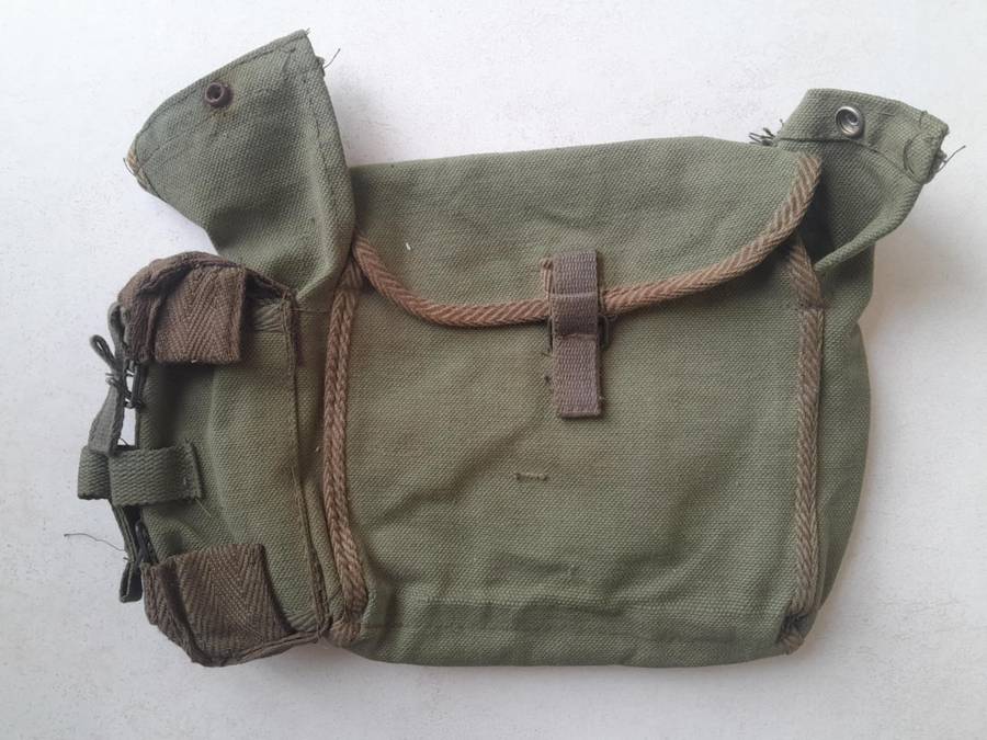 RHODESAN ARMY KIDNEY POUCH