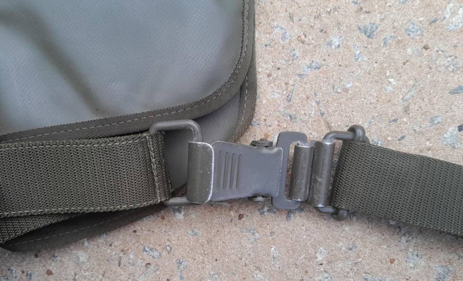 GERMAN MILITARY SELF-INFLATING LIFE VEST