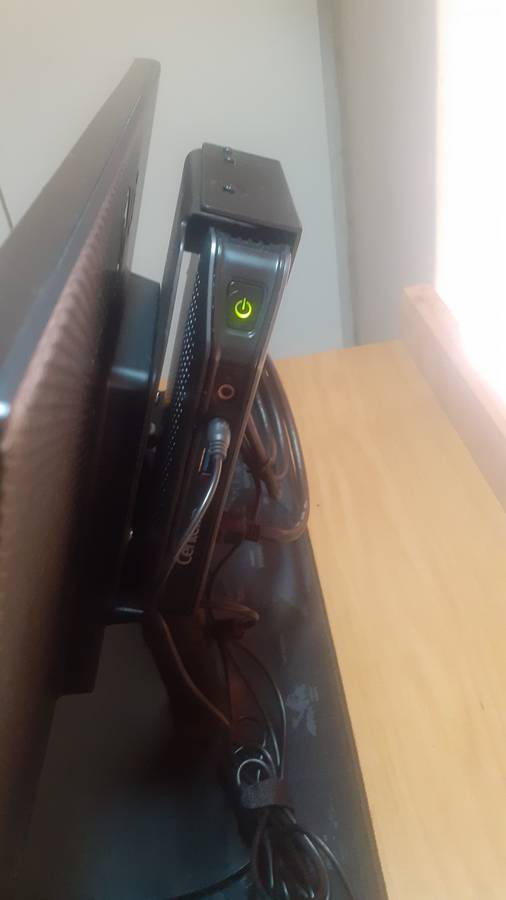 Centerm Thin Client Desktop Computer 8GB RAM 64GB SSD Intel Dual Core with Monitor, Keyboard, Mouse