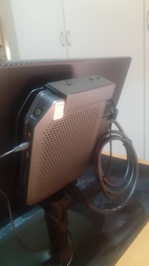 Centerm Thin Client Desktop Computer 8GB RAM 64GB SSD Intel Dual Core with Monitor, Keyboard, Mouse