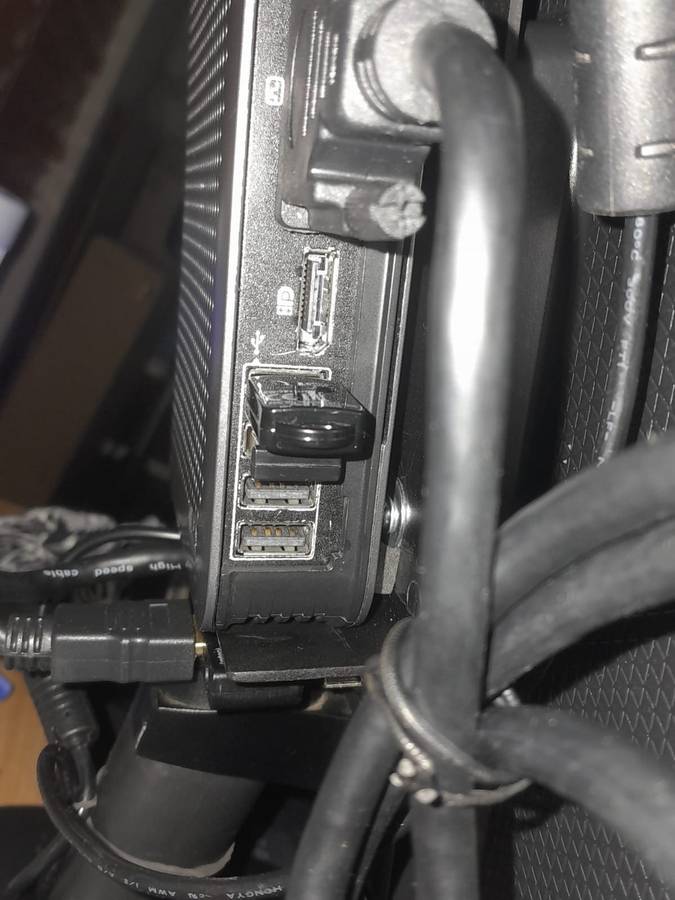 Centerm Thin Client Desktop Computer 8GB RAM 64GB SSD Intel Dual Core with Monitor, Keyboard, Mouse