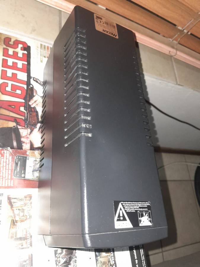 Lenovo All in One Desktop Intel(R) Core i5 CPU 3.20 GHz 4TH GEN Also Including 360W Invertor .