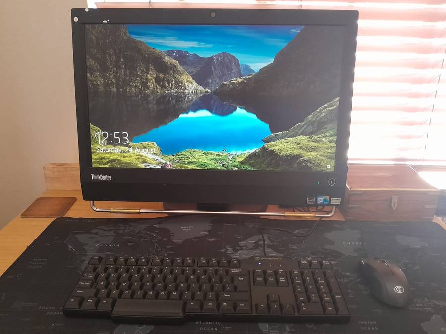 Lenovo All in One Desktop Intel(R) Core i5 CPU 3.20 GHz 4TH GEN Also Including 360W Invertor .