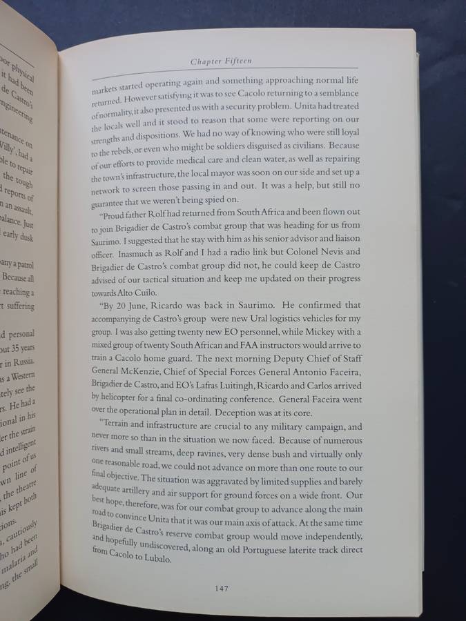 Bloodsong! Angola 1993-1995 / Jim Hooper