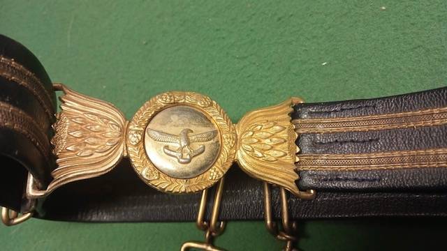 SA Airforce Officers Belt and Buckle.