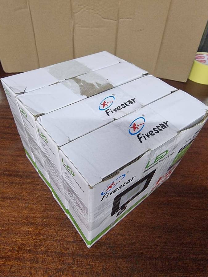 5-Pack: 4 x 20w & 1 x 10w Motion Sensor LED Floodlight