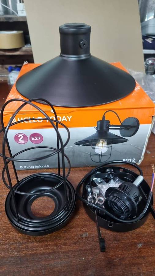 Mixed bundle of light fittings