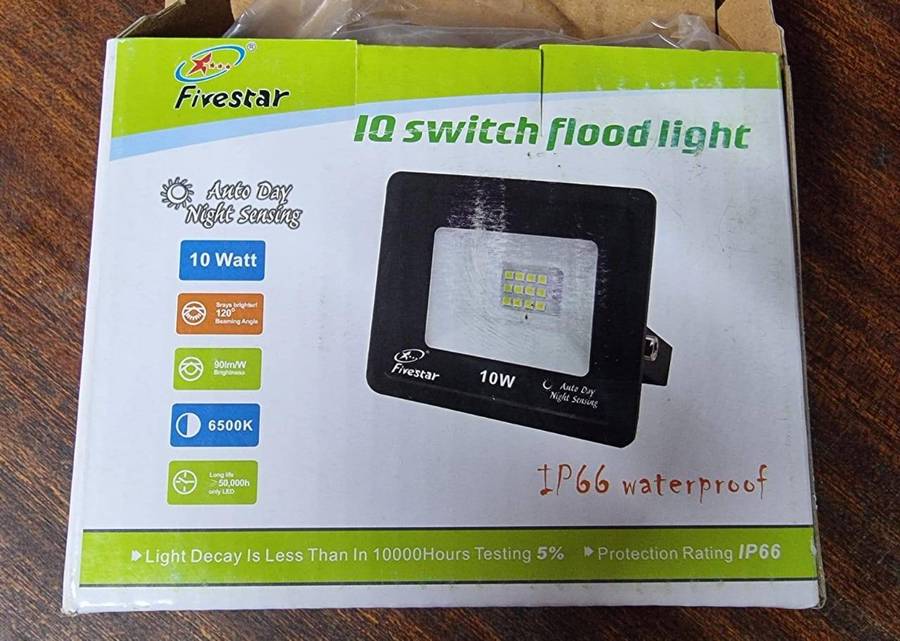 2 Pack  10w Day Night Sensor LED Floodlight