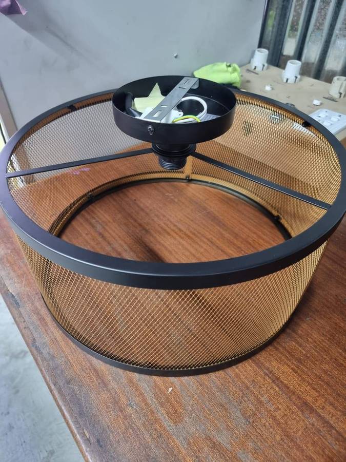 Flush Mount Mesh Ceiling Light fitting -Black & Gold - 6058