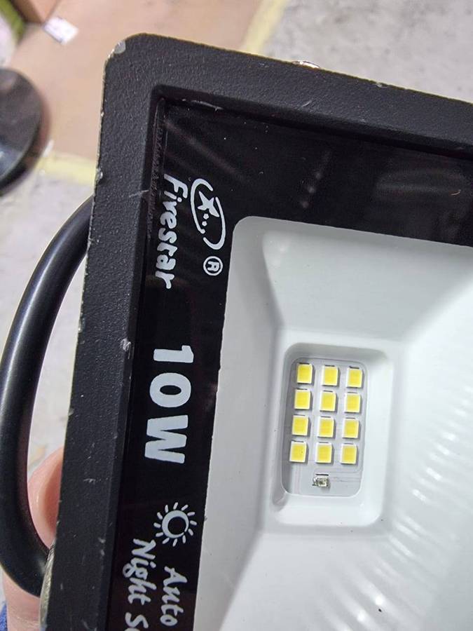 2 Pack  10w Day Night Sensor LED Floodlight