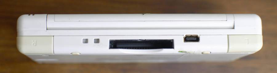 Nintendo DS Lite + Game Bundle