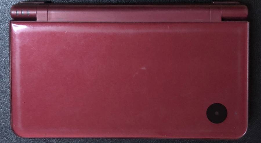 Nintendo DSi XL Console + Game Bundle