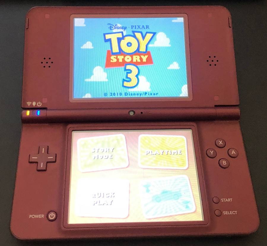 Nintendo DSi XL Console + Game Bundle