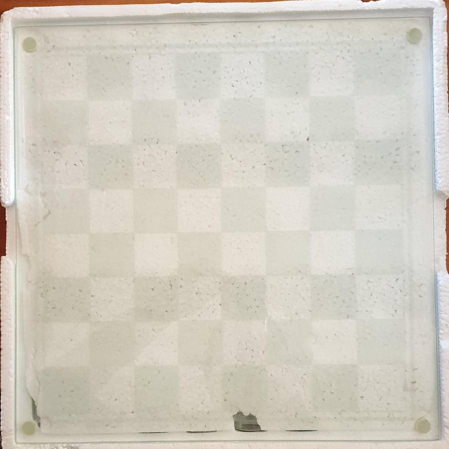 32 Piece GLASS CHESS Set