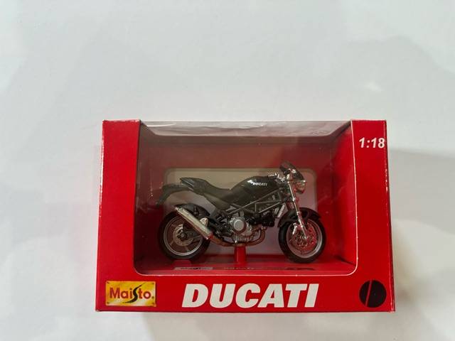 Maisto Ducati Monster S4