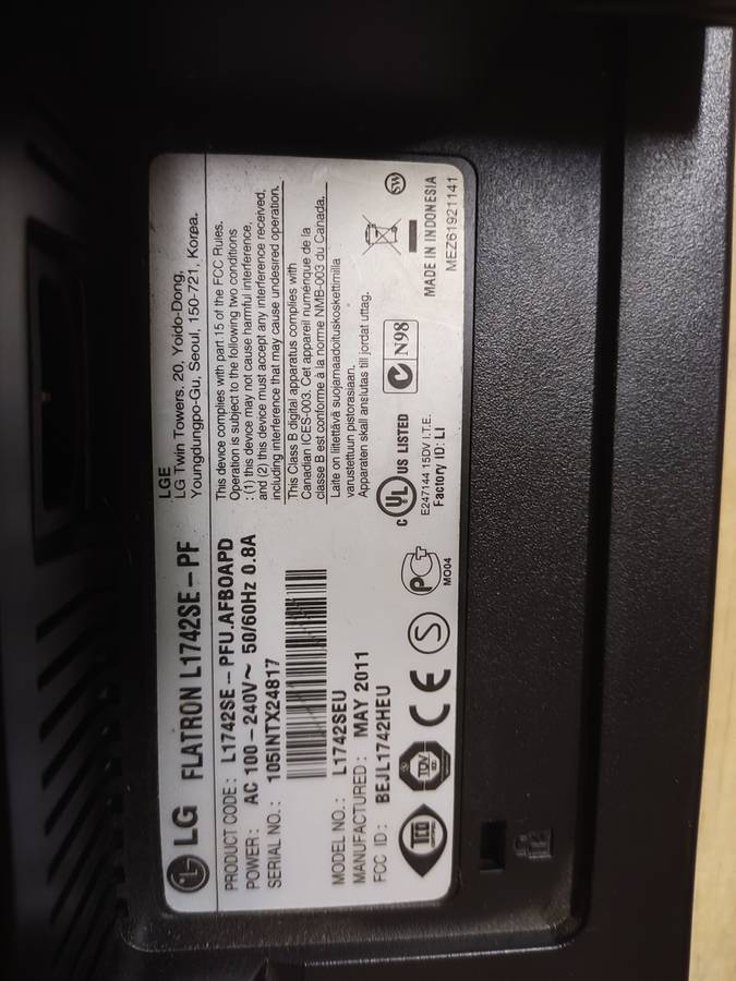 LG Flatron L1742SE