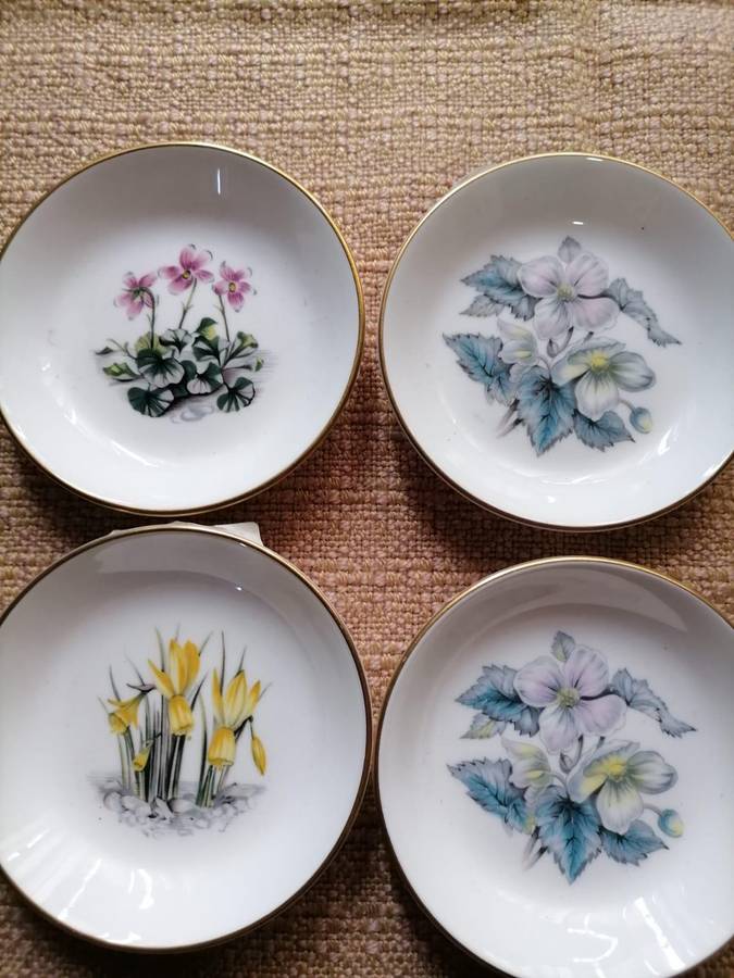 ROYAL WORCESTER FINE BONE CHINA PIN TRAYS X4 (ENGLAND)
