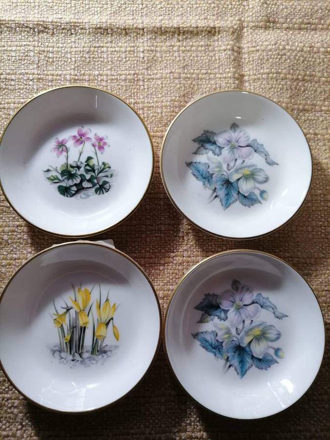 ROYAL WORCESTER FINE BONE CHINA PIN TRAYS X4 (ENGLAND)