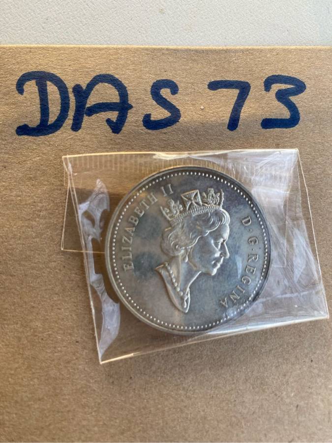 1991 Silver Canada $1 dollar in excellent condition