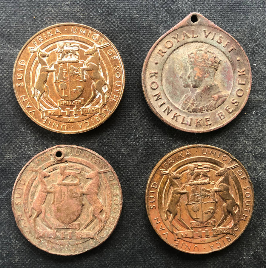 MEDAL 1935 Silver Jubilee and Royal Visit 1947