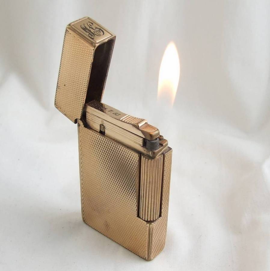 Vintage ST Dupont ligne 2 lighter