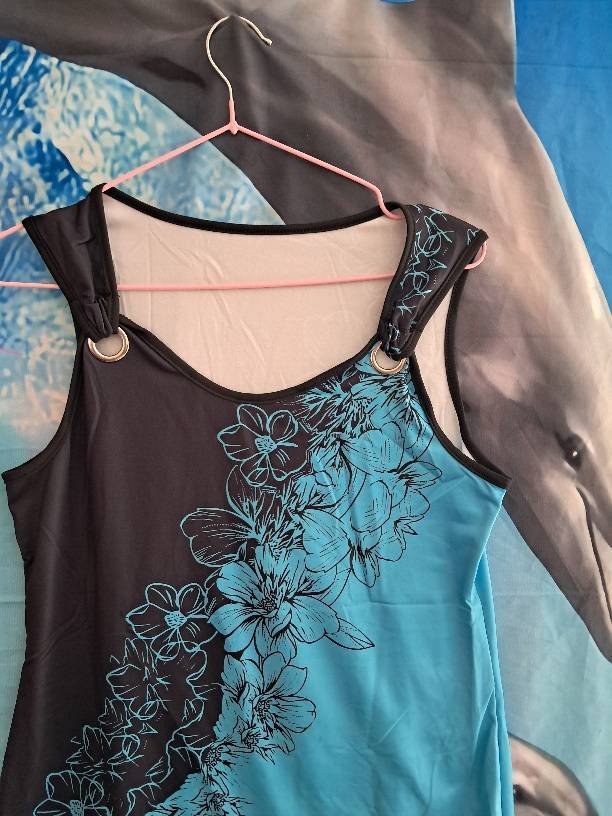 Black Printed top: Med