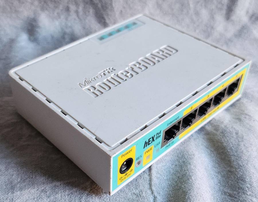 MikroTik hEX PoE Lite 5 Port Ethernet 4 PoE Router | RB750UPr2