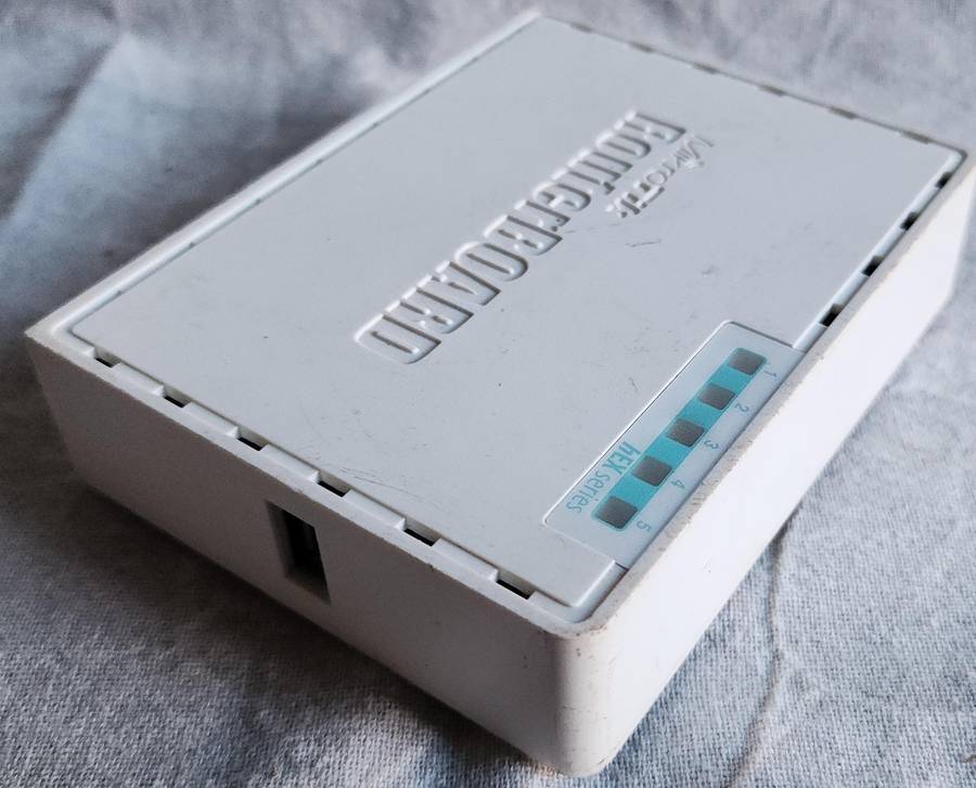 MikroTik hEX PoE Lite 5 Port Ethernet 4 PoE Router | RB750UPr2