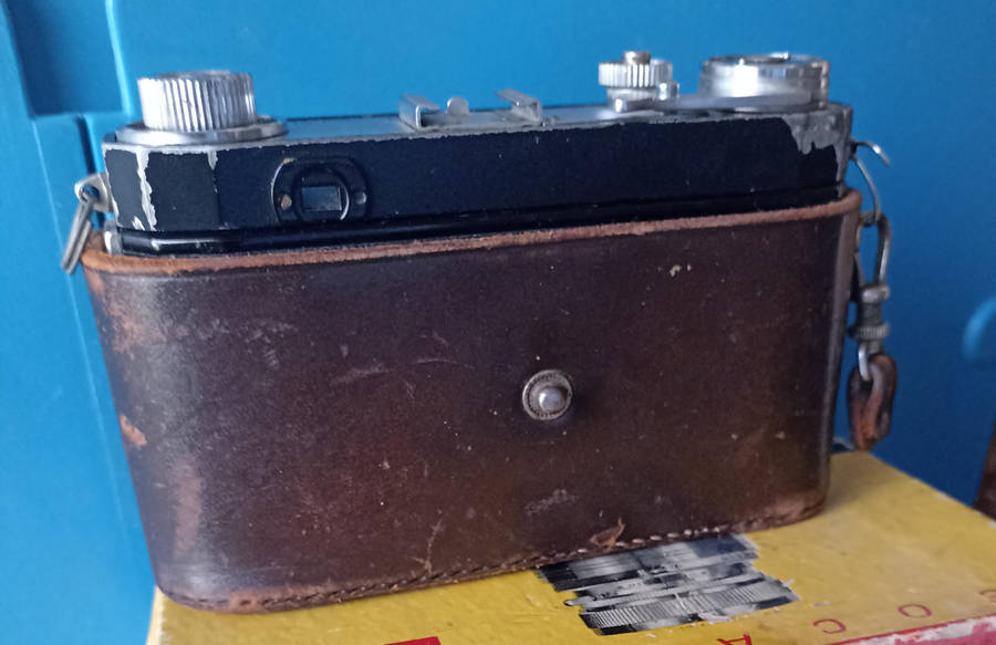 1950's Neoca 2S, 35 mm film camera in Original box which is a rare a find