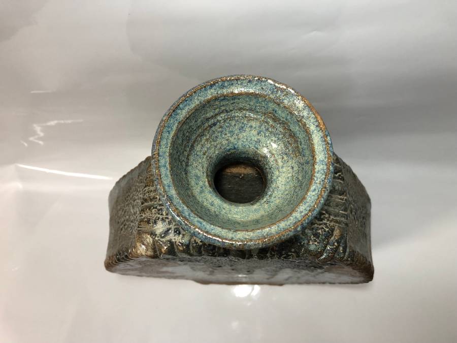 LARGE VINTAGE POTTERY VASE - 49CM- NEAR PERFECT CONDITION