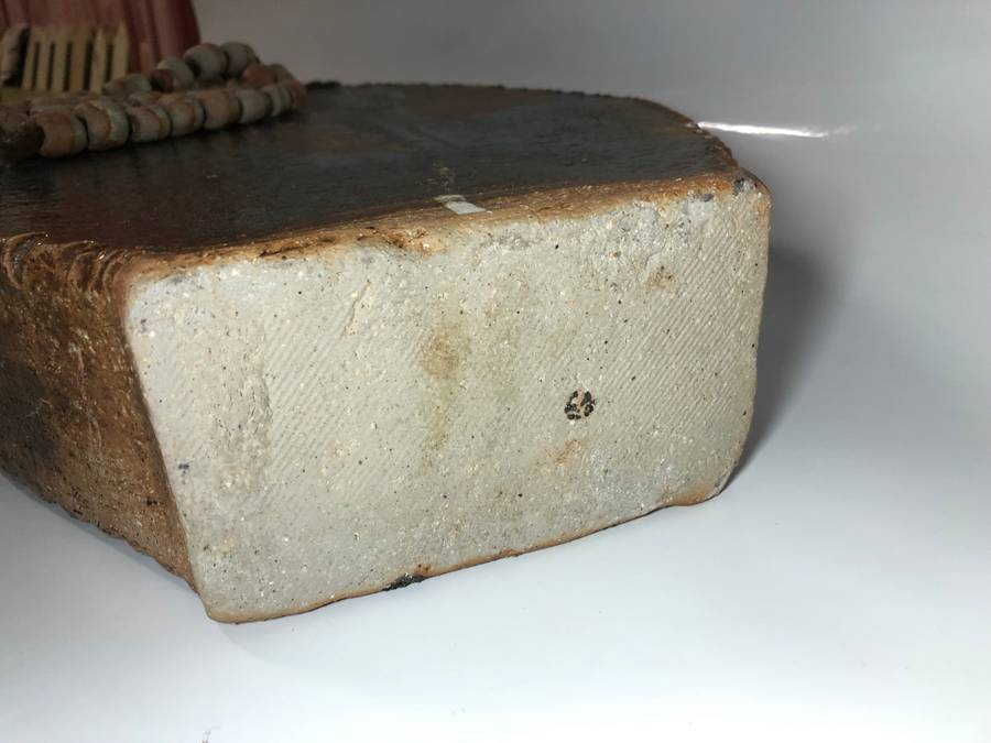 LARGE VINTAGE POTTERY VASE - 49CM- NEAR PERFECT CONDITION