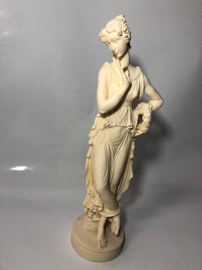LOVELY VINTAGE RESIN STATUETTE  - 33CM- NEAR PERFECT CONDITION