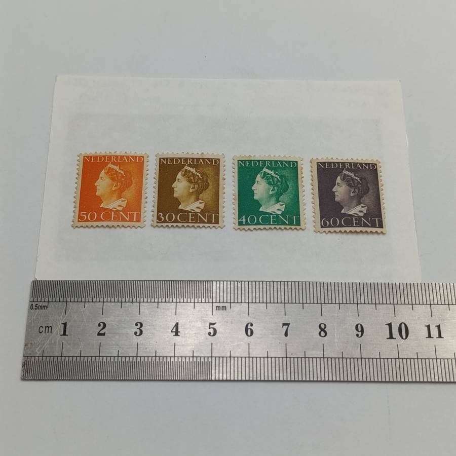 Netherlands Type 94 no's 514,515,515a,515b Mint stamps