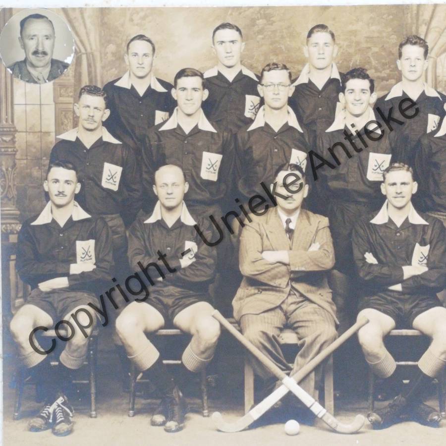 1956 W.P Country Districts Hockey team photo with names