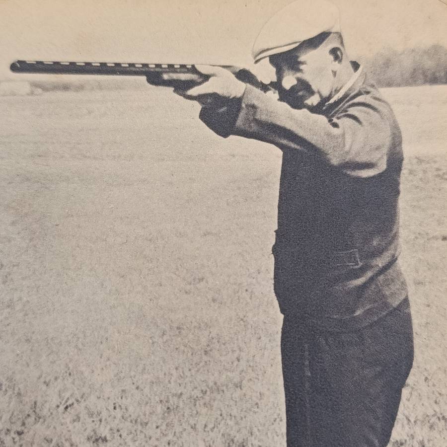 Lucian Cary on Gun's - 1959