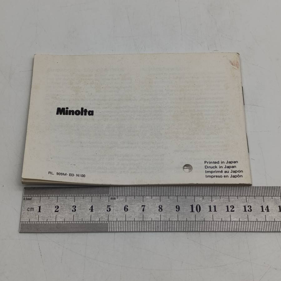 Minolta MD lenses - Depth of field tables