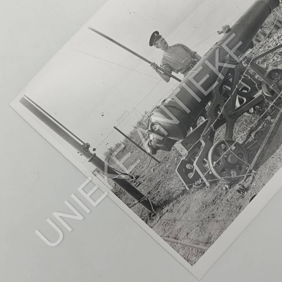 Antique photo reprint of The Noon gun cannon at Signal Hill
