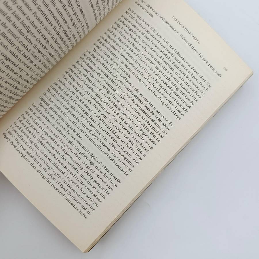 Max Hastings The Secret War - Spies, Codes and Guerillas 1939-1945