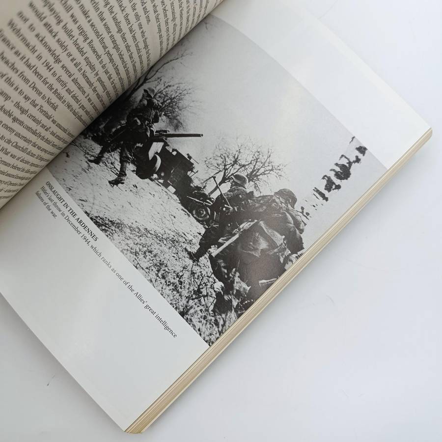 Max Hastings The Secret War - Spies, Codes and Guerillas 1939-1945