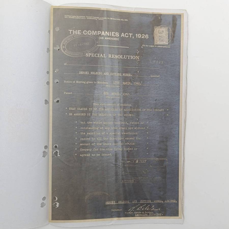 1942 Special resolution in terms of the companies act - Benoni welding and cutting works- certificat