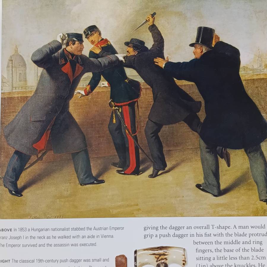 The World Encyclopedia of Knives, Daggers and bayonets by Dr Tobias Capwell