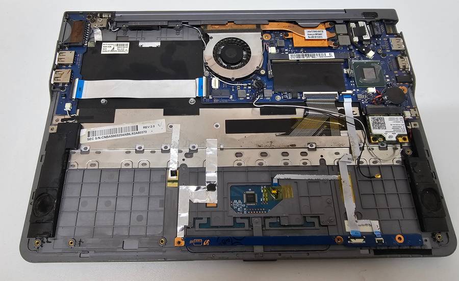 Samsung i5 laptop !Spares or Repairs!