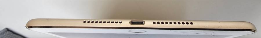 iPad Mini 4 - 128GB WiFi only -Digitizer cracked