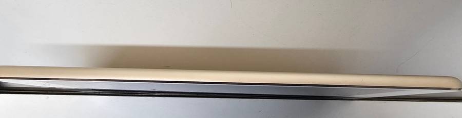 iPad Mini 4 - 128GB WiFi only -Digitizer cracked