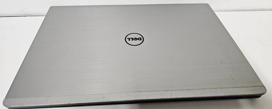 Dell Inspiron 5748 Screen and motherboard only - Spare or repairs