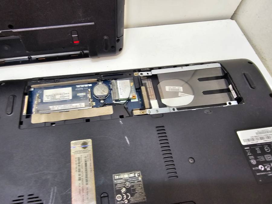 3 x Acer Aspire laptops - Spares or repairs