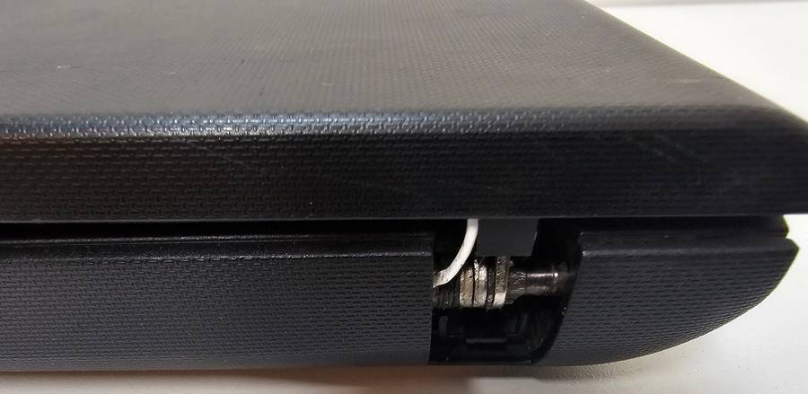 Lenovo G500 - Intel CPU - 320GB HDD - 2GB RAM - No screen or battery - Spares or Repairs