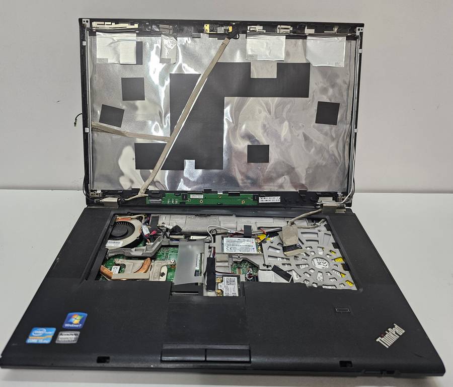 Lenovo laptop i5 - spares or repairs