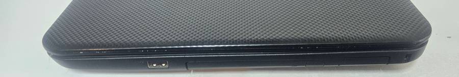 Dell Inspiron 15 with Core i5, 8GB RAM, 750GB HDD  for spares or repairs