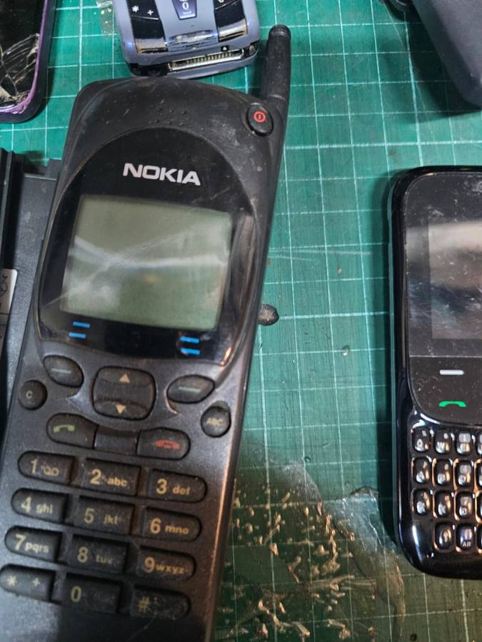 Cell Phone Bundle  Nokia  Samsung  ZTE  Panasonic